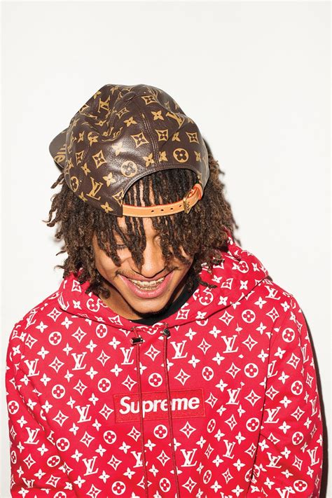 borsello supreme lv|Supreme x Louis Vuitton: See Every Piece from the .